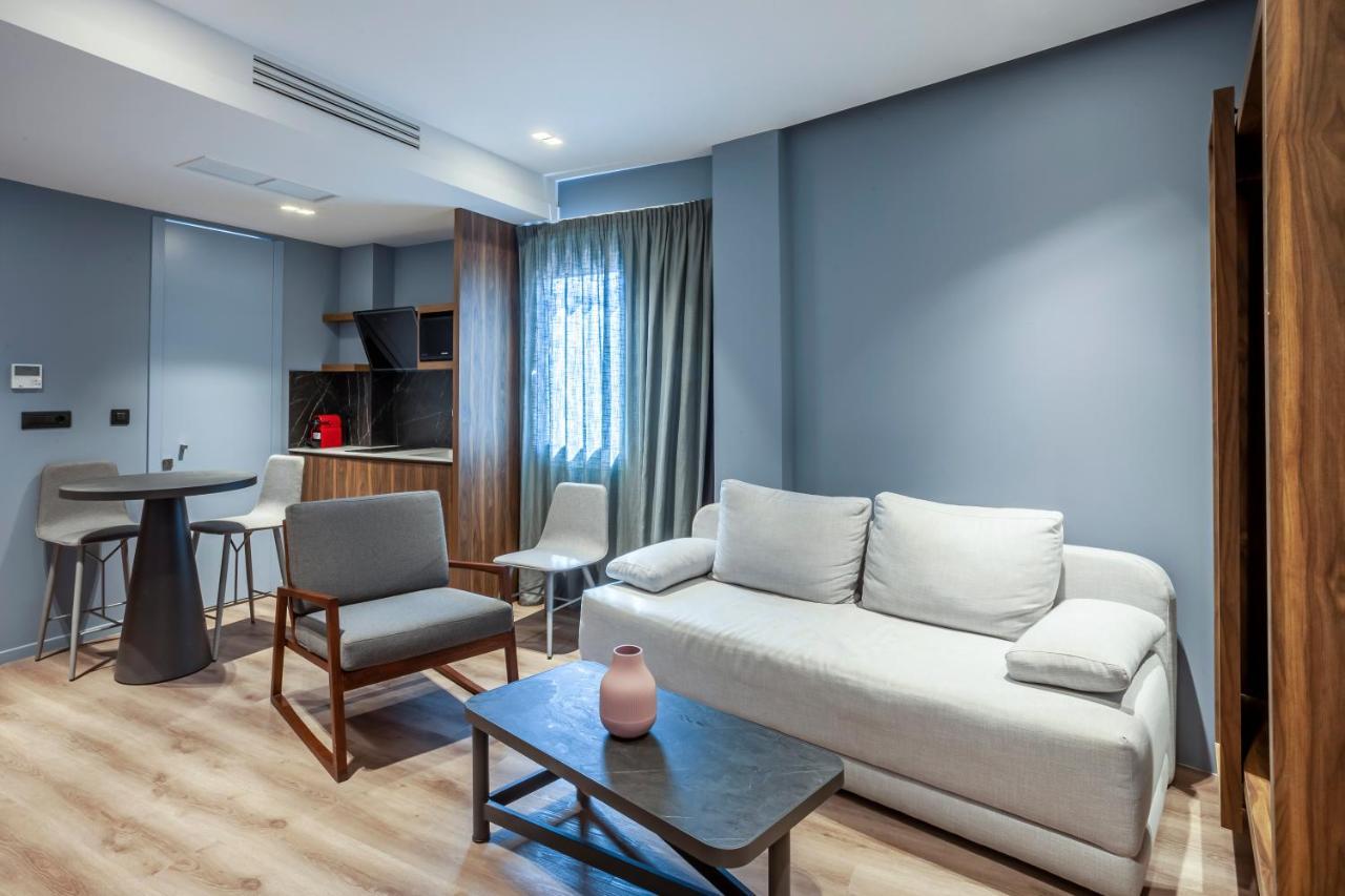 Katouni25 Luxury Suites Tesalonika Bagian luar foto